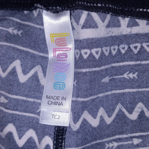 TC2 LuLaRoe Tribal print leggings - Picture 4 of 7